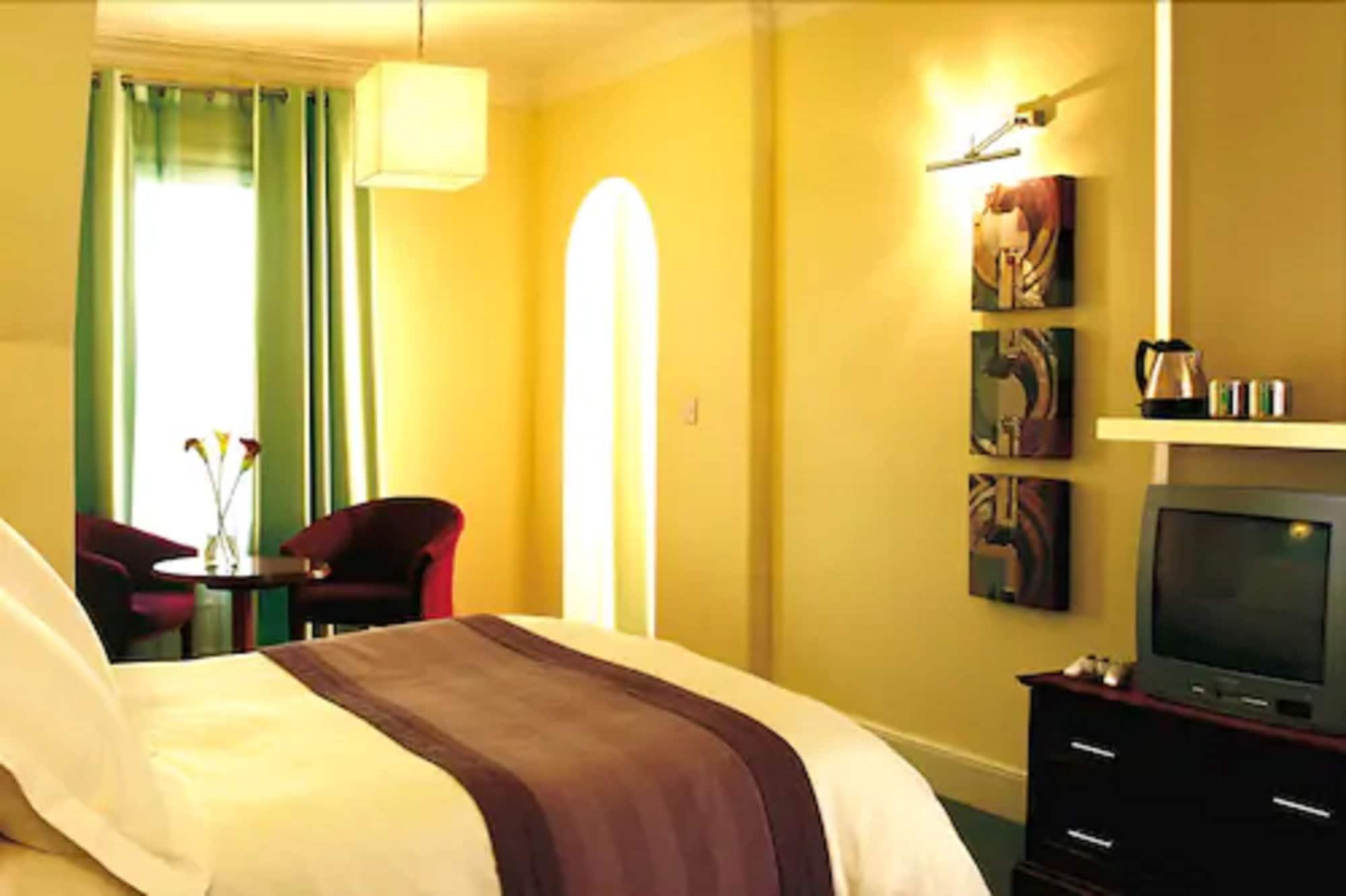 The Met Leeds 4*